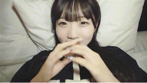 61893-高颜清纯美眉吃鸡啪啪 很可爱的妹子特别爱笑有点羞羞 小娇乳小粉穴 先口爆 再各种玩逼 最后无套内射 精液流出.jpg
